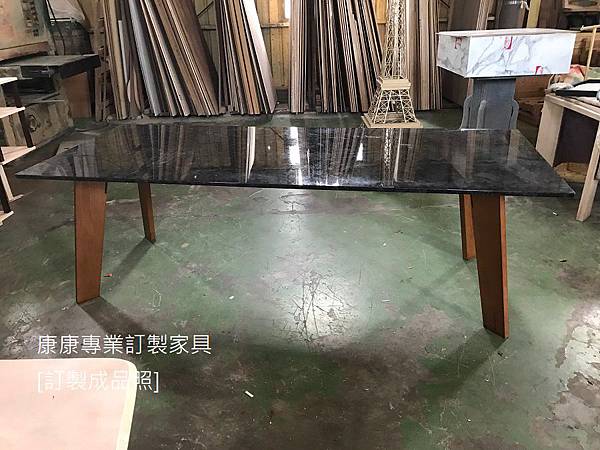 Howard大理石餐桌W240D100-7.JPG Howard大理石餐桌W240D100-7.JPG