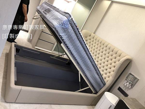Churchill款型床架-3.jpg Churchill款型床架-3.jpg