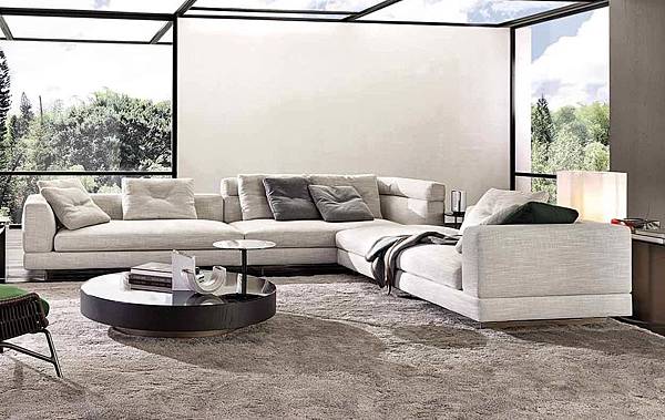 Minotti Alexander-01.jpg