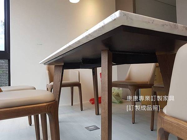 Howard款型大理石餐桌L180D85-3.jpg Howard款型大理石餐桌L180D85-3.jpg