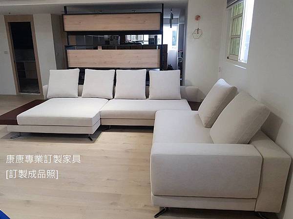 White款型沙發W349L298-4.jpg White款型沙發W349L298-4.jpg