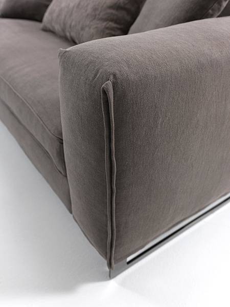 Frigerio sofa-Davis Twin-5-2.jpg