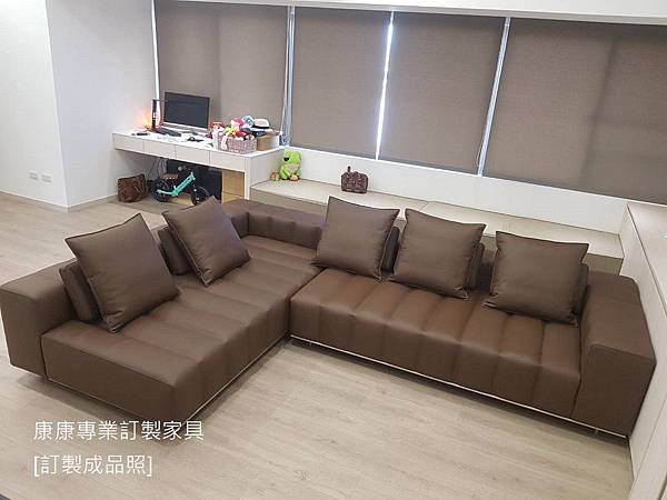 Freeman款型沙發W329L196-1.jpg Freeman款型沙發W329L196-1.jpg
