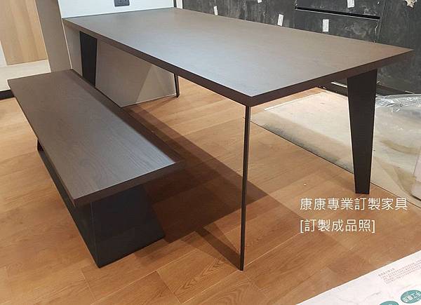 979款型餐桌W200D90-2.jpg 979款型餐桌W200D90-2.jpg
