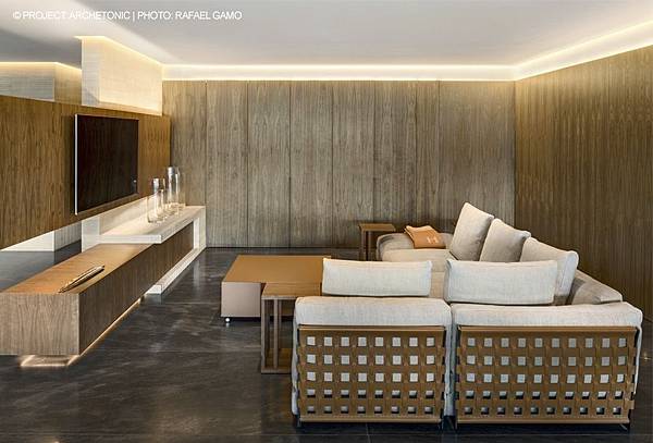 Flexform sofa cestone_5.jpg Flexform sofa cestone_5.jpg