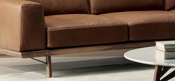 Natuzzi sofa Gio-3.jpg