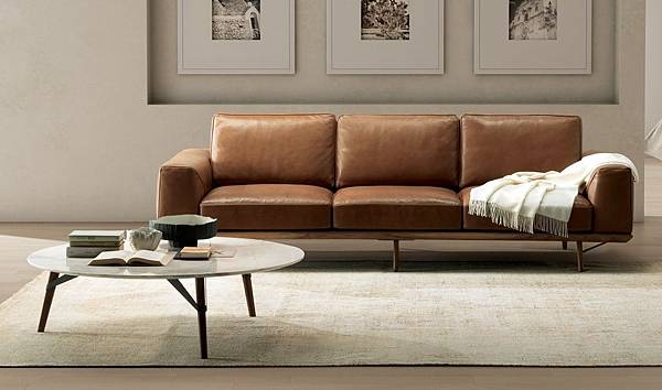 Natuzzi sofa Gio-1.jpg