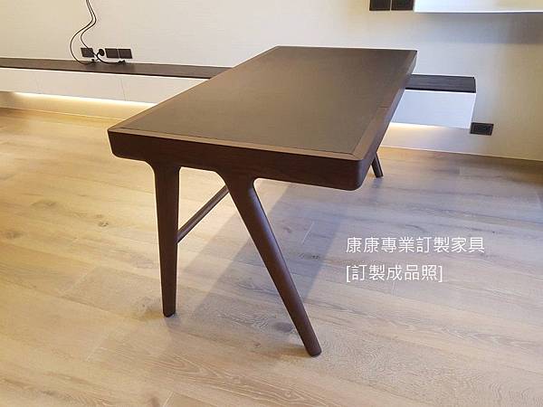 Maya款型書桌L153D80-1.jpg Maya款型書桌L153D80-1.jpg