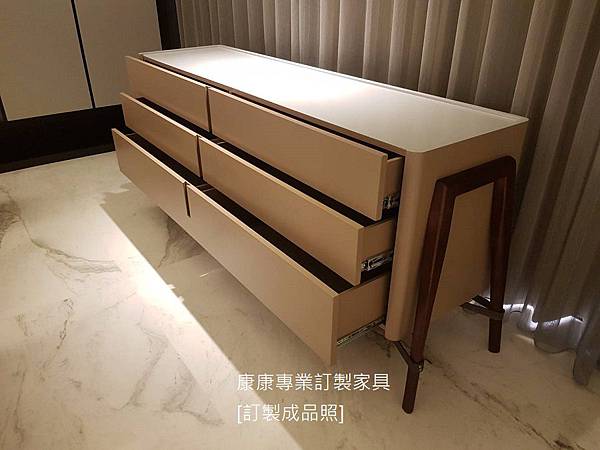 Svevo款型邊櫃L210D50-3.jpg Svevo款型邊櫃L210D50-3.jpg
