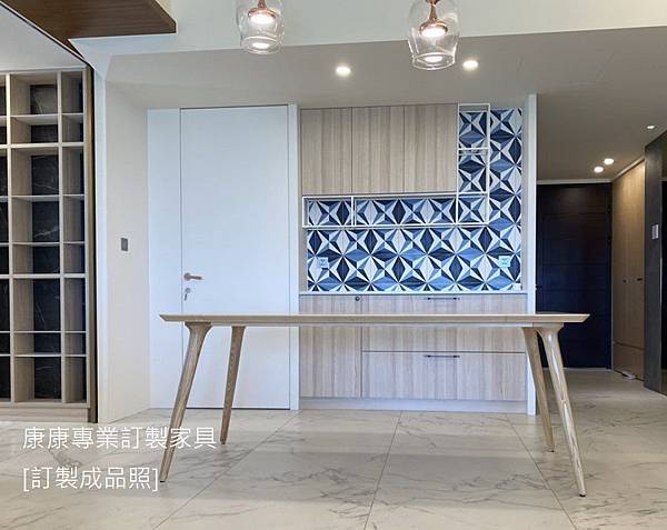 Zio款型餐桌L188D90-5.jpg Zio款型餐桌L188D90-5.jpg
