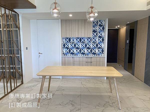 Zio款型餐桌L188D90-3.jpg Zio款型餐桌L188D90-3.jpg