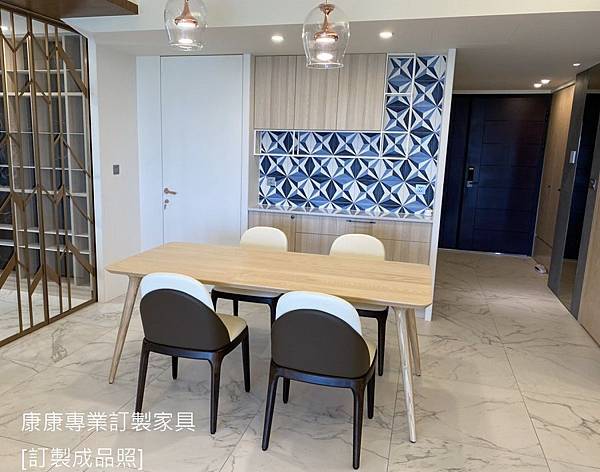 Zio款型餐桌L188D90-6.jpg Zio款型餐桌L188D90-6.jpg