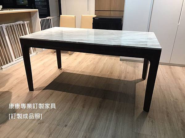 ANTEO款型大理石餐桌L160D90-3.jpg ANTEO款型大理石餐桌L160D90-3.jpg