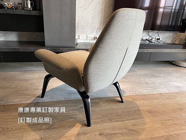 GILLIAM主人椅-3.jpg GILLIAM主人椅-3.jpg