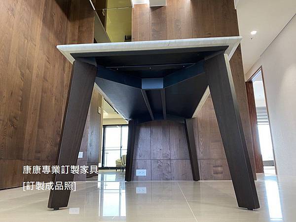 Howard款型大理石餐桌L180D90-4.jpg Howard款型大理石餐桌L180D90-4.jpg