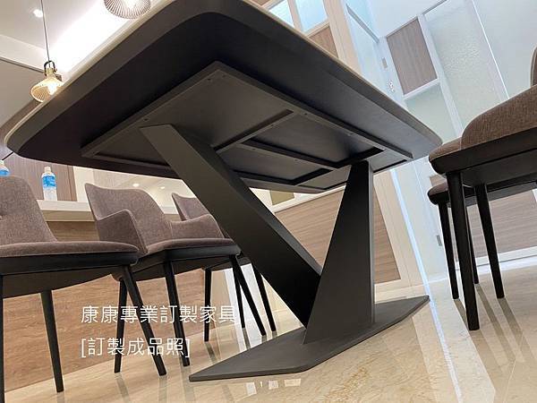 Stratos款型餐桌L191D88-3.jpg Stratos款型餐桌L191D88-3.jpg