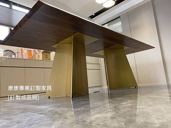 Magges款型餐桌L240D110-3.jpg Magges款型餐桌L240D110-3.jpg