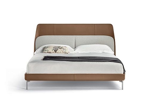 Poltrona frau Coupe_2.jpg Poltrona frau Coupe_2.jpg