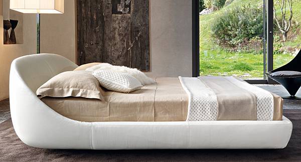 Desiree bed-Lacoon -1.jpg Desiree bed-Lacoon -1.jpg