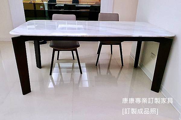 Oskar大理石餐桌L180D90_3.jpg Oskar大理石餐桌L180D90_3.jpg