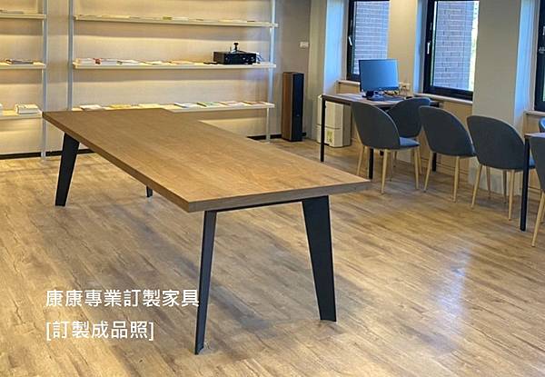 979款型餐桌L300D100_4.jpg 979款型餐桌L300D100_4.jpg