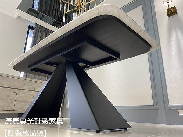 Eliot大理石餐桌L195D90_4.jpg Eliot大理石餐桌L195D90_4.jpg