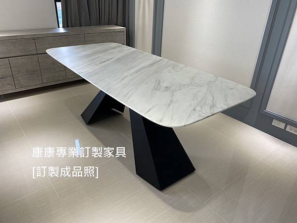 Eliot大理石餐桌L195D90_5.jpg Eliot大理石餐桌L195D90_5.jpg