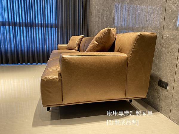 Tribeca沙發W300+腳椅_5.jpg Tribeca沙發W300+腳椅_5.jpg