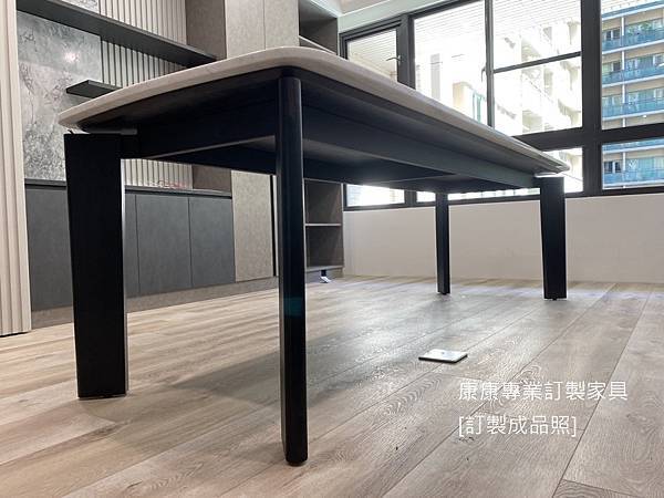 Oskar大理石餐桌L260D90-2.jpg Oskar大理石餐桌L260D90-2.jpg