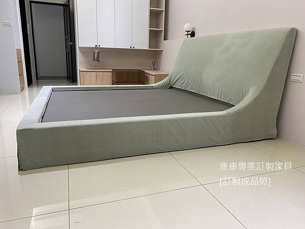ELYSEE款型床架-9.jpg ELYSEE款型床架-9.jpg