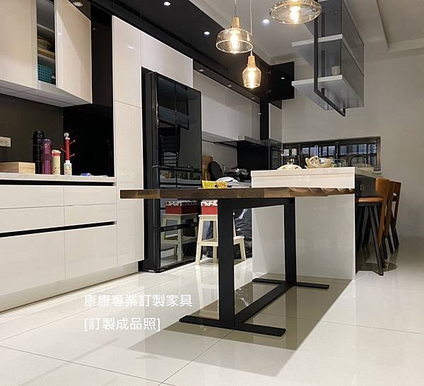 EILEEN款型胡桃木餐桌L180D90-3.jpg EILEEN款型胡桃木餐桌L180D90-3.jpg
