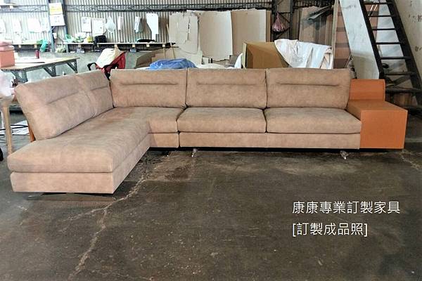 GRANTORINO沙發-1.jpg GRANTORINO沙發-1.jpg