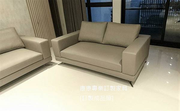white一字型款型 半苯染沙發-3.jpg white一字型款型 半苯染沙發-3.jpg