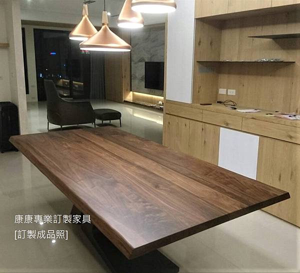 餐桌-3.jpg 餐桌-3.jpg