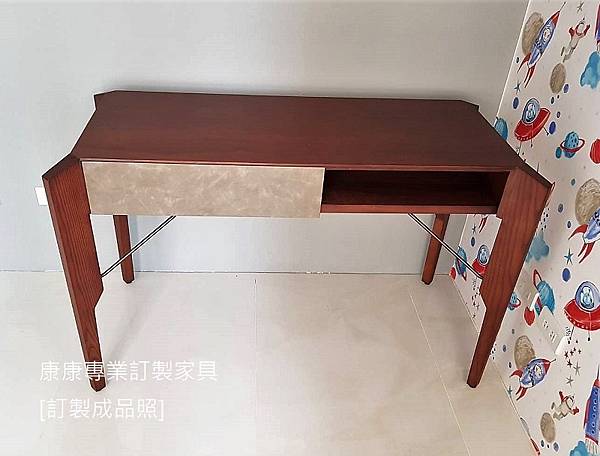 GLORY款型書桌-3.jpg GLORY款型書桌-3.jpg
