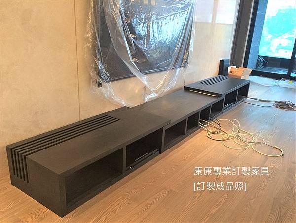 TV stand L393D60-2.JPG