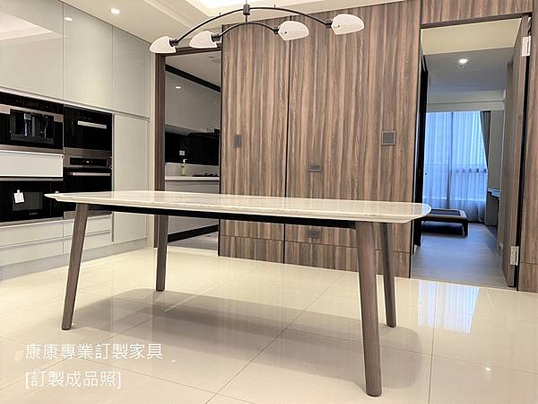 Mad大理石餐桌L210D100-2.jpg Mad大理石餐桌L210D100-2.jpg