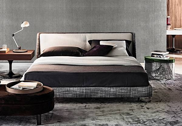 Minotti Spencer.jpg Minotti Spencer.jpg