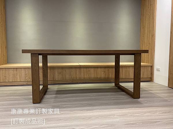栓木實木餐桌L180D90-2.jpg 栓木實木餐桌L180D90-2.jpg