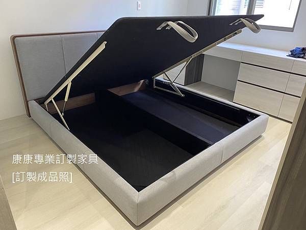 Ermes款型床架-12.jpg Ermes款型床架-12.jpg