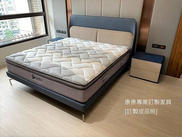Coupe款型床架-32.jpg Coupe款型床架-32.jpg