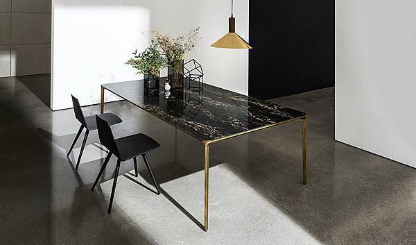 SOVET 餐桌Slim-5.jpg SOVET 餐桌Slim-5.jpg
