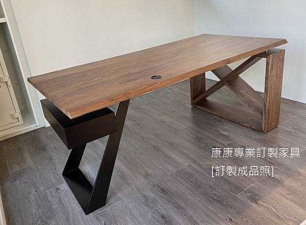 訂製書桌L175D88-4.jpg 訂製書桌L175D88-4.jpg
