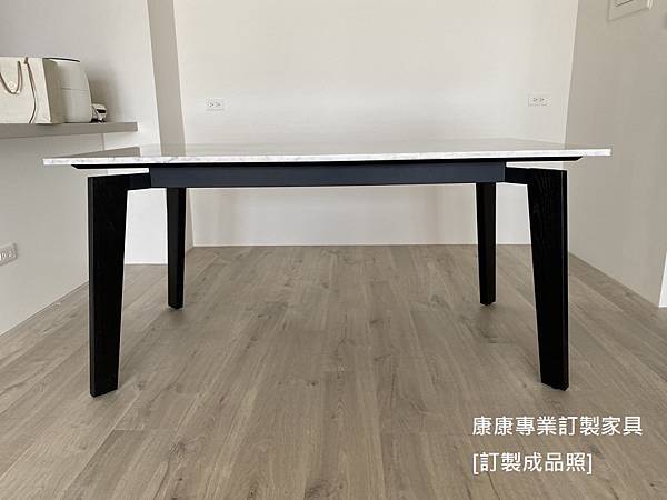 Howard大理石餐桌L160D85-4.jpg Howard大理石餐桌L160D85-4.jpg
