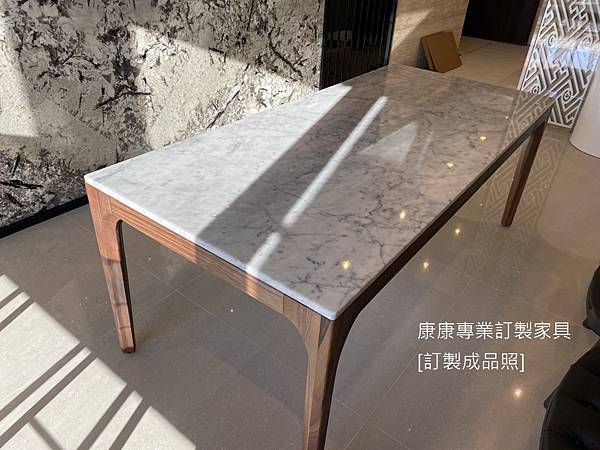 ANTEO餐桌L198D90-2.jpg ANTEO餐桌L198D90-2.jpg