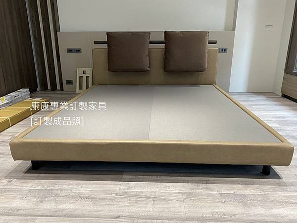 Patrik款型床架-18.jpg Patrik款型床架-18.jpg