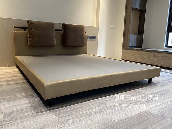 Patrik款型床架-16.jpg Patrik款型床架-16.jpg