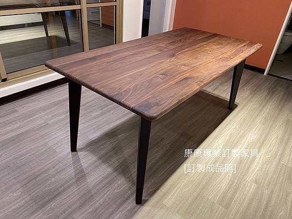Smania款型餐桌L180D90-9.jpg Smania款型餐桌L180D90-9.jpg
