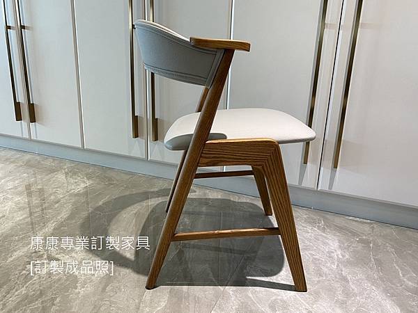 Kai Kritinsen款型餐椅-18.jpg