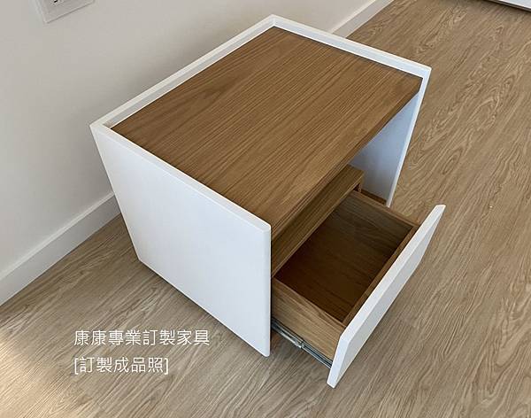 5050床頭櫃W60-11.jpg 5050床頭櫃W60-11.jpg